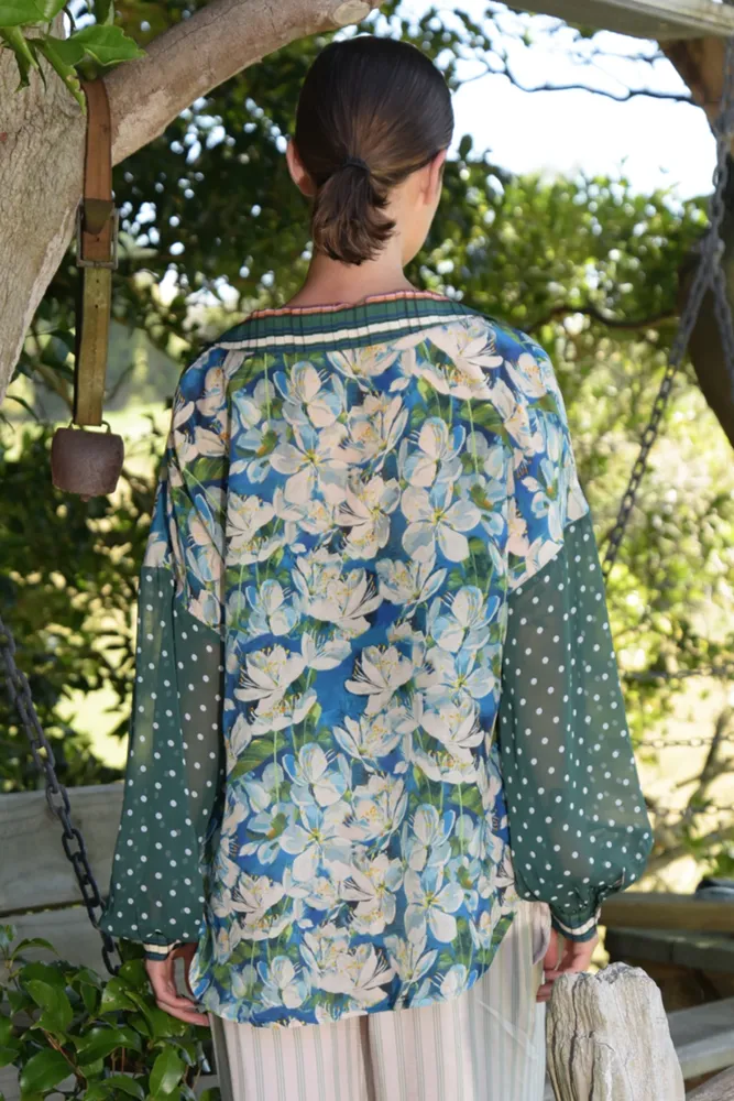 A Fresh Take Top By Curate Trelise Cooper