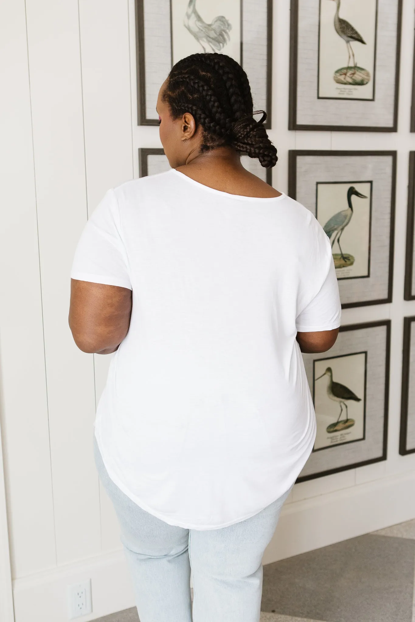 Breezy Air Tee In White - 4/14/2022