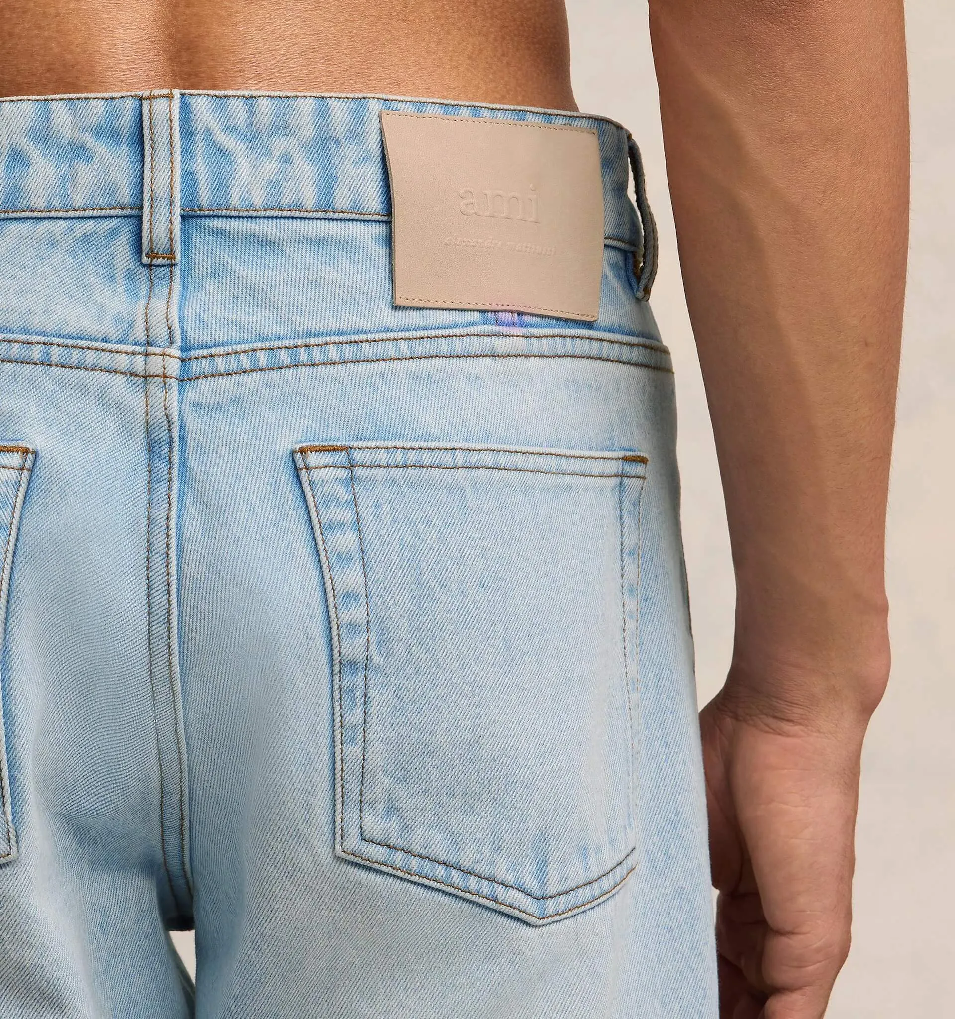 Classic Fit Jeans