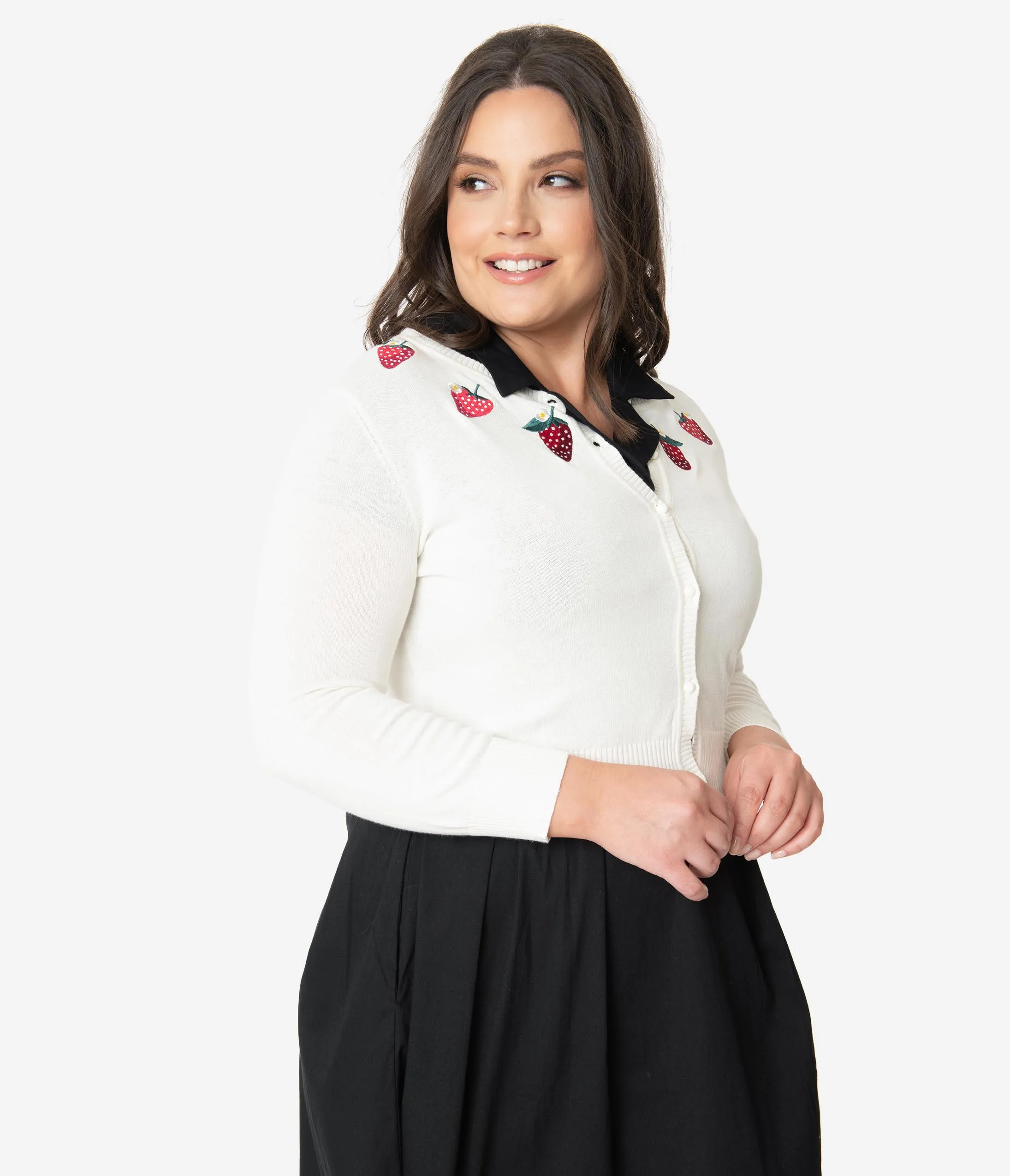 Collectif Plus Size 1950s Ivory Strawberry Abigail Crop Cardigan