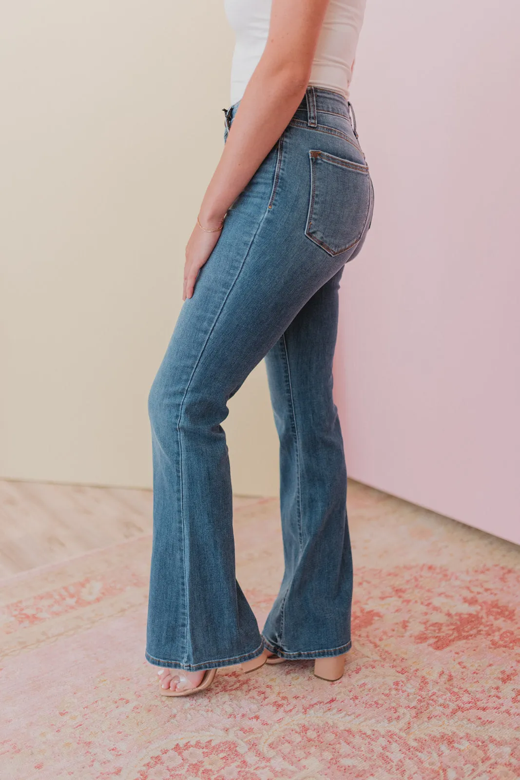 Judy Blue High Rise Classic Flare Jeans