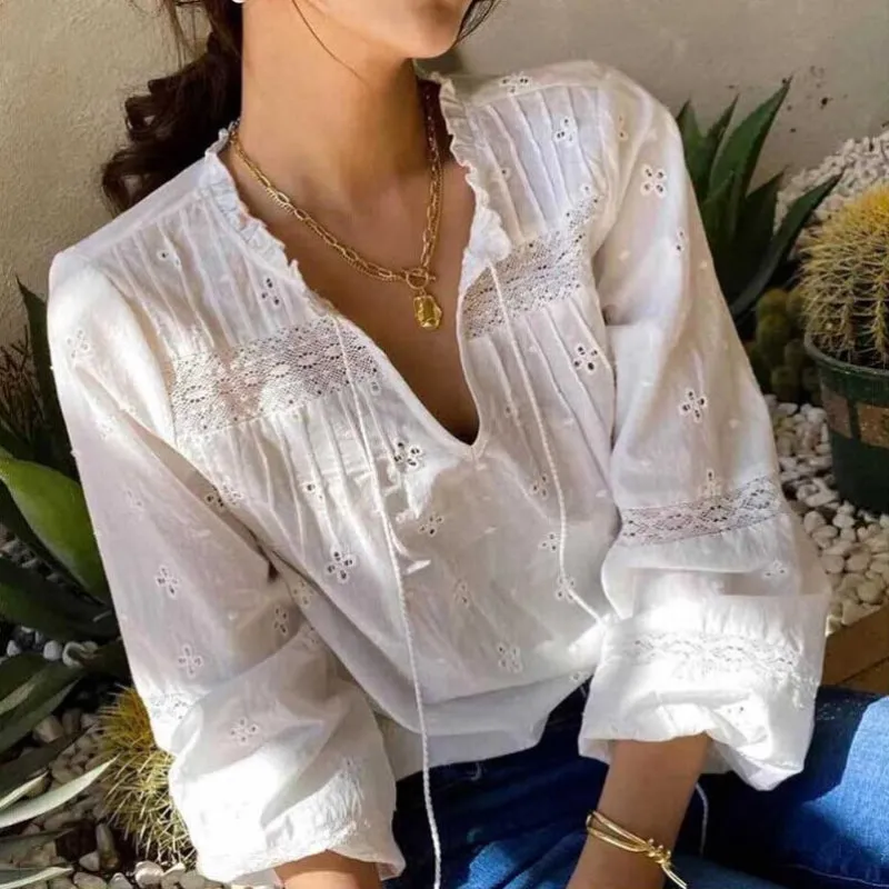 Light and Breezy Bohemian V-Neck Summer Floral Blouse