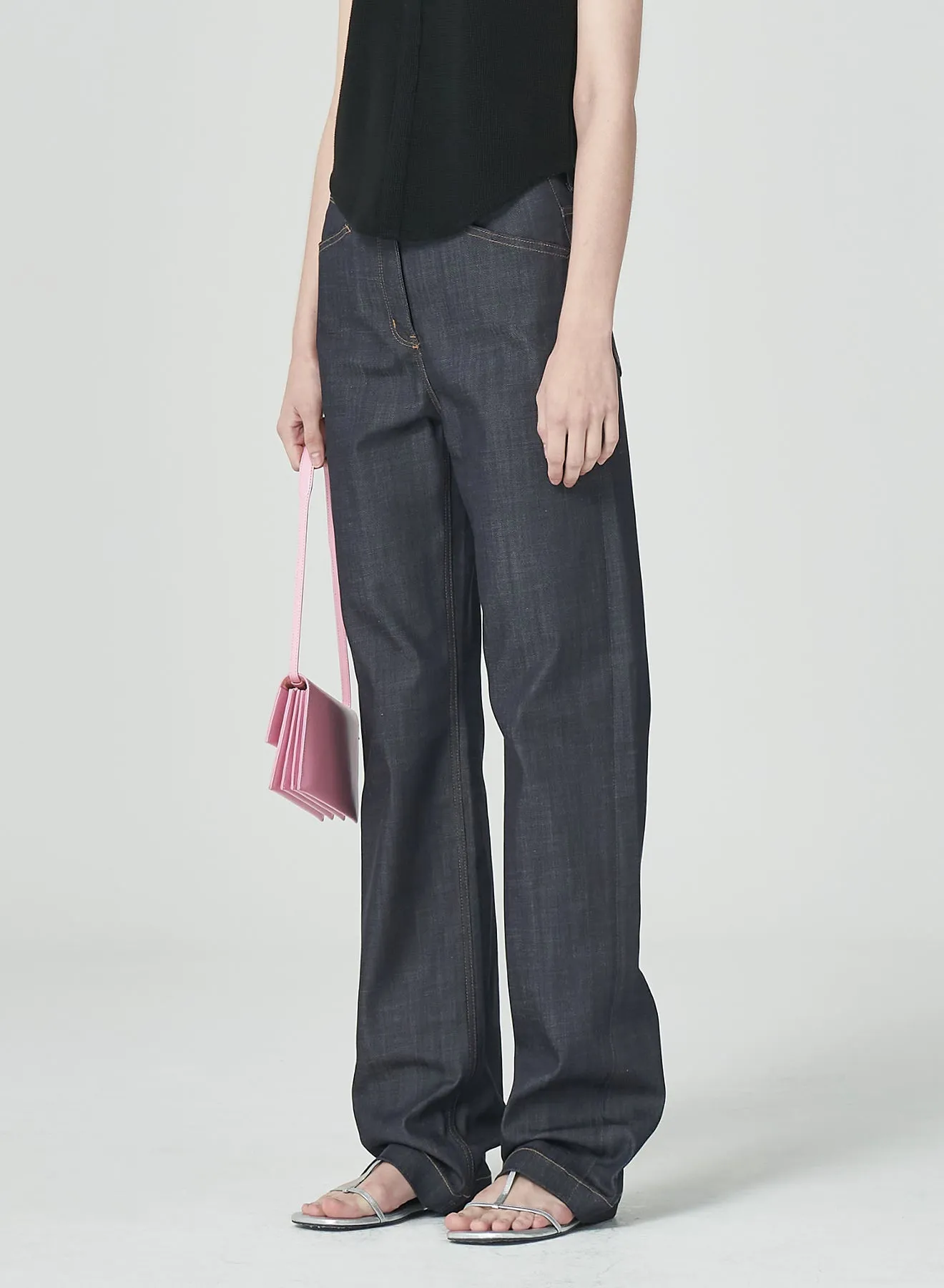 STRAIGHT FIT JEANS